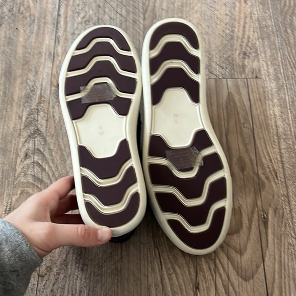 NWOT Vaneli Yodel Sport slip on Sneakers - Picture 6 of 10